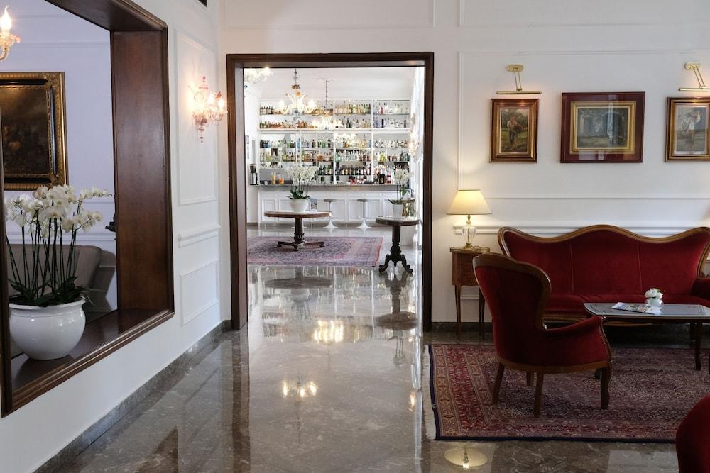 Majestic Palace Hotel Sant'Agnello Exteriör bild